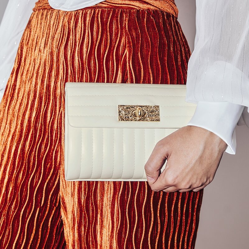 

Stitch Detail Turn-Lock Clutch Bag, White
