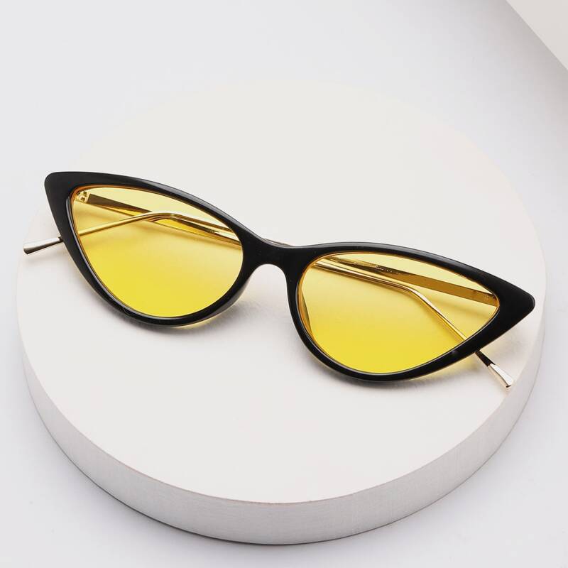 

Cat Eye Sunglasses