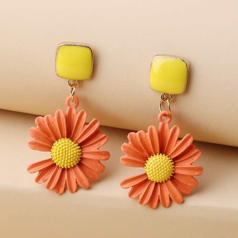

Daisy Drop Earrings, Orange