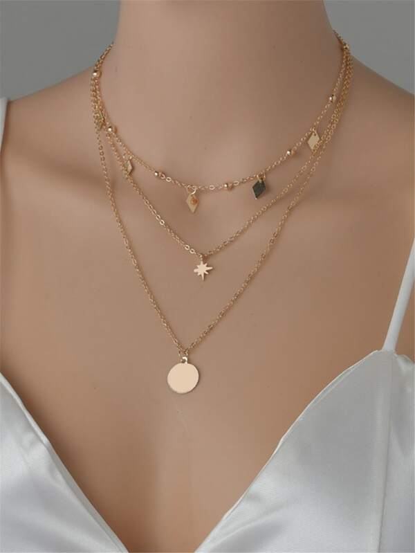 Is That The New Disc Charm Layered Necklace ?? ROMWE USA