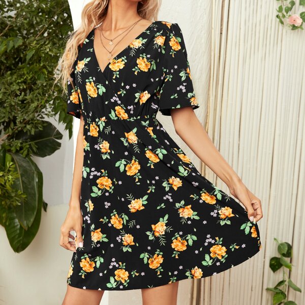 

Surplice Neck Floral Print Dress, Multicolor