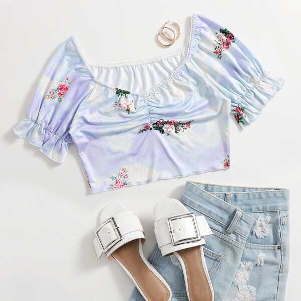 

Sweetheart Neck Ruched Floral Tee, Multicolor
