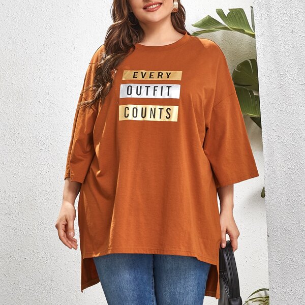 

Plus Letter Graphic Dip Hem Top, Brown