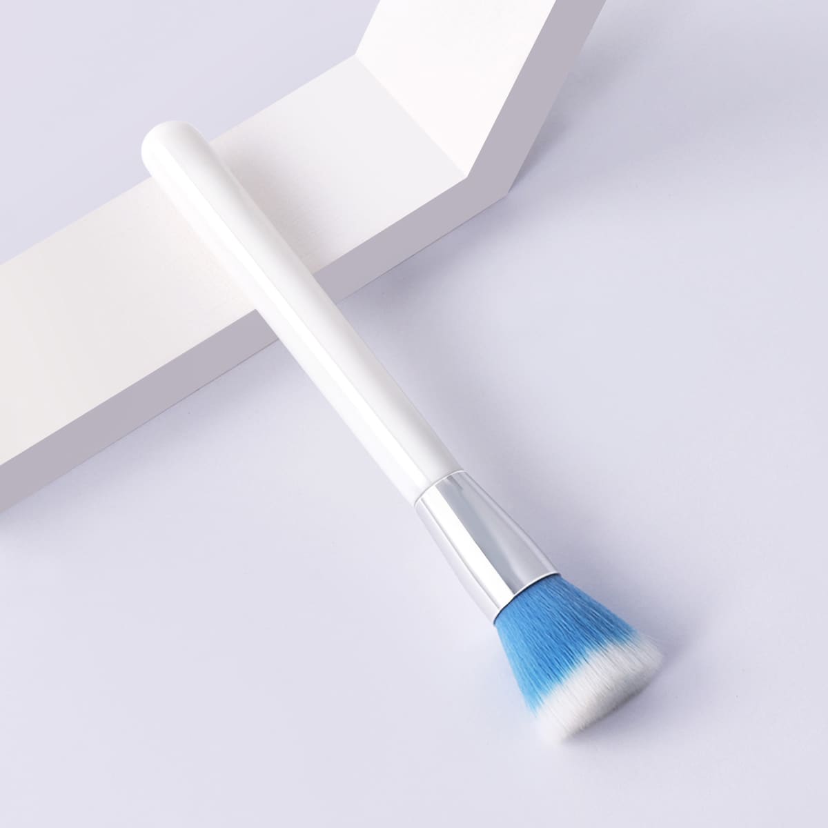 

1pc Powder Brush, White
