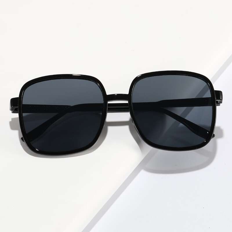 

Square Frame Sunglasses