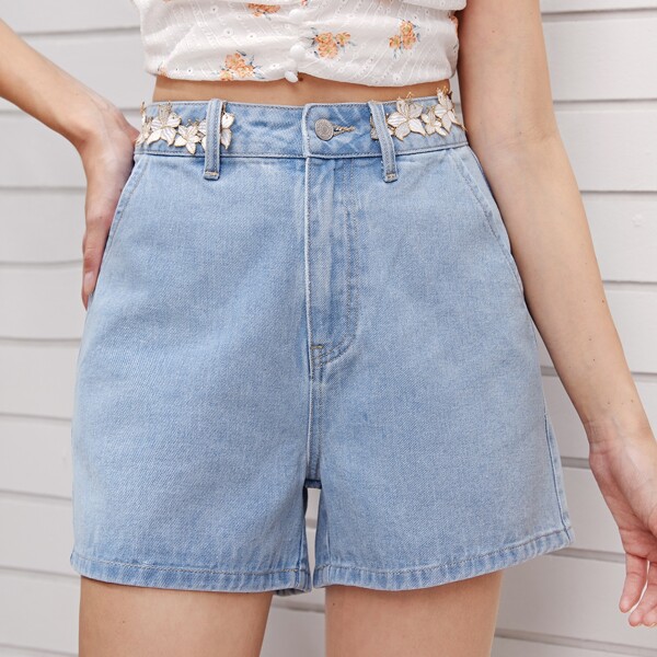 

High Waist Appliques Detail Denim Shorts, Light wash