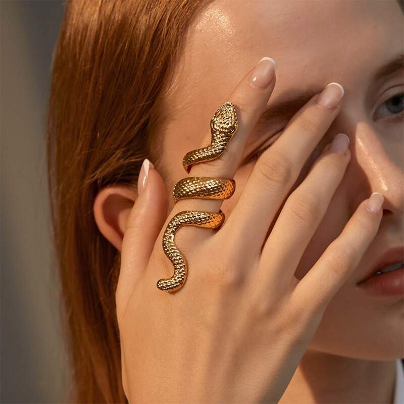 

1pc Snake Ring, Gold