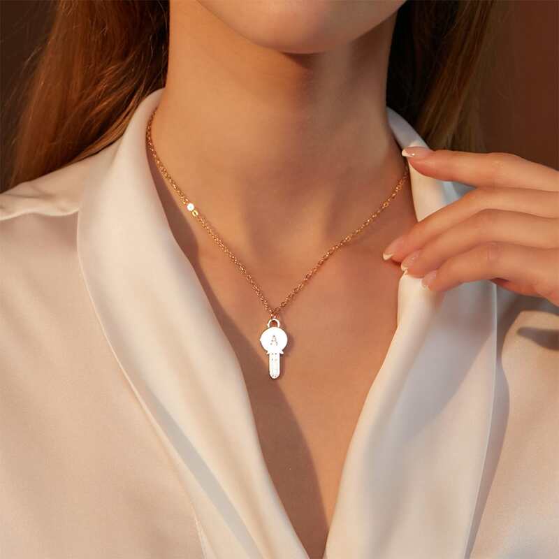 

Key Pendant Necklace, Gold
