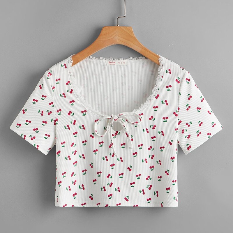 

Contrast Lace Cherry Print Crop Tee, Multicolor