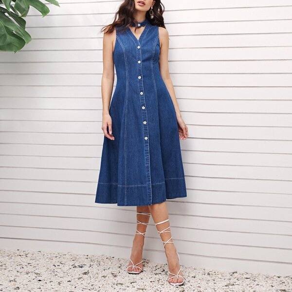 

Keyhole Neckline Button Up Denim Dress, Medium wash