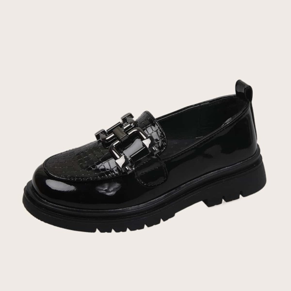 

Girls Metal Decor Flat Loafers, Black