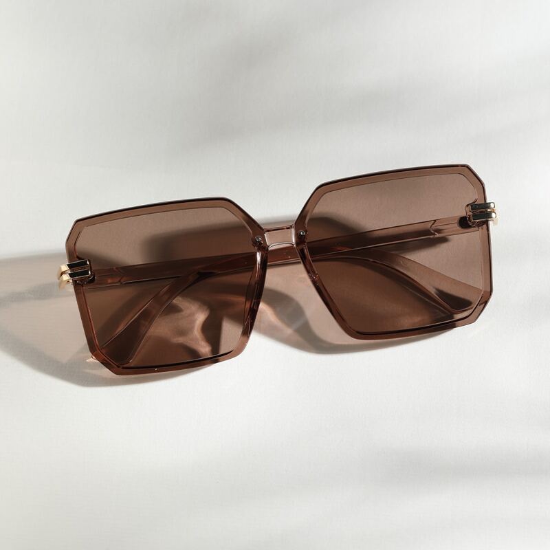 

Irregular Polygon Frame Sunglasses