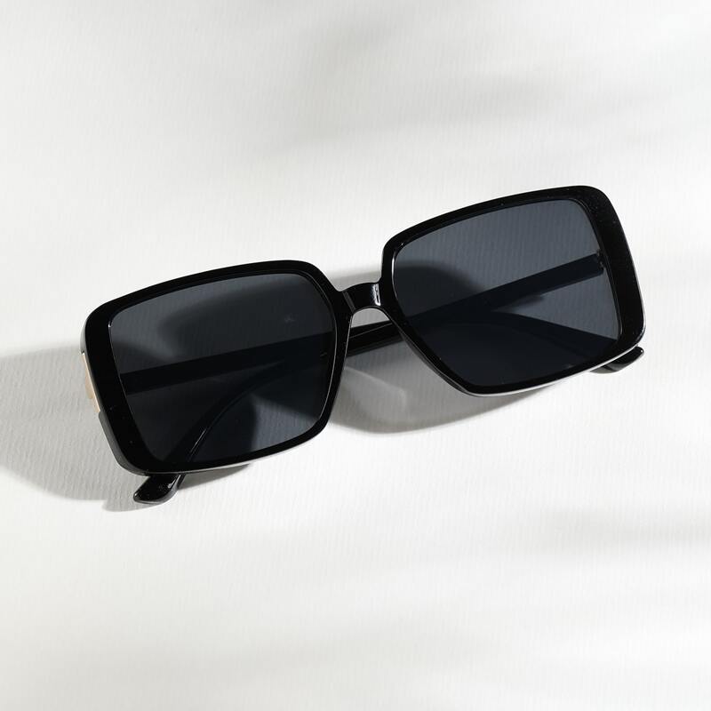 

Irregular Polygon Frame Sunglasses