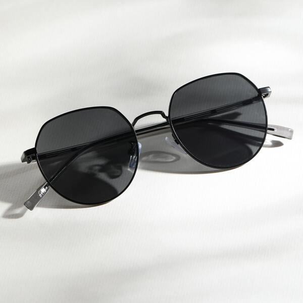 

Metal Frame Sunglasses
