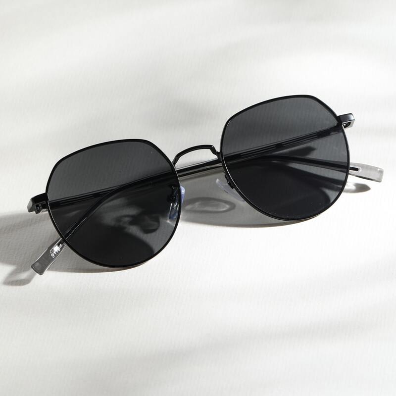 

Metal Frame Sunglasses