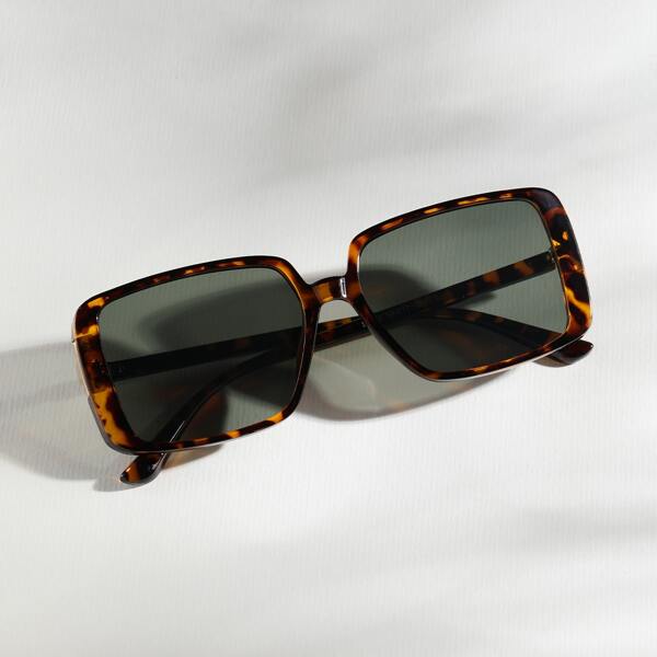 

Irregular Polygon Frame Sunglasses