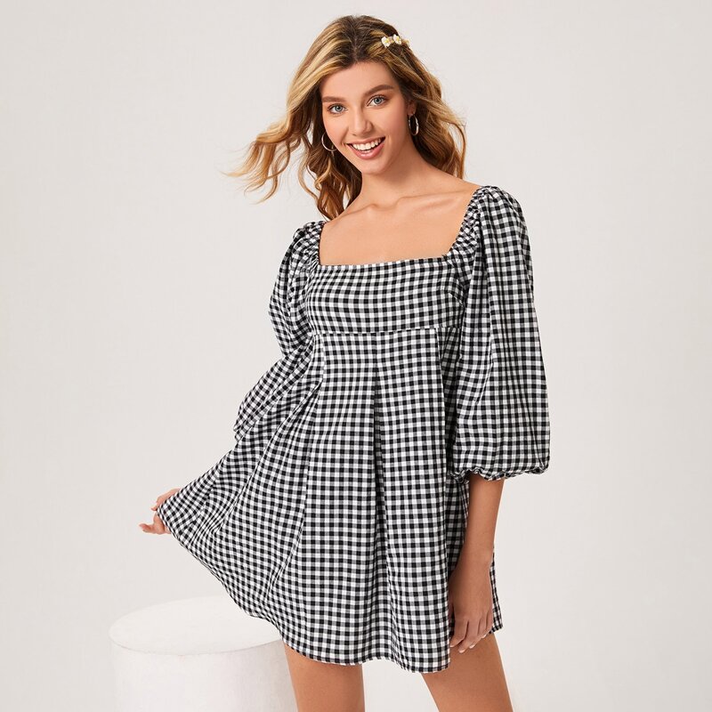 

Lantern Sleeve Tie Backless Gingham Dress, Black and white