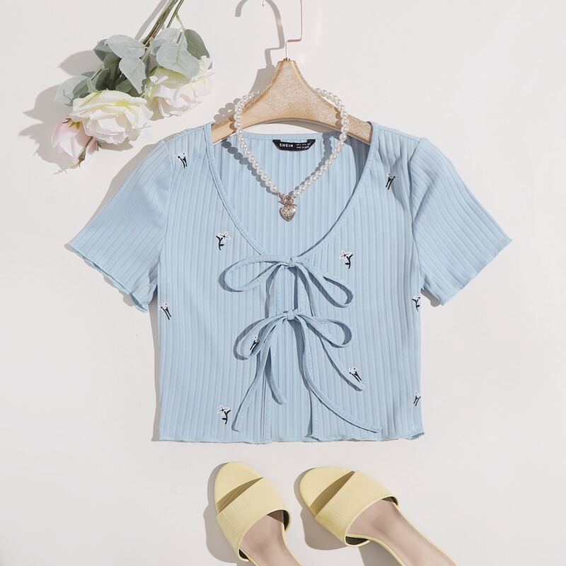 

Tie Front Floral Print Rib-knit Top, Pastel baby blue
