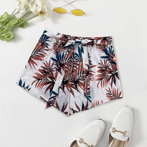 

Plus Tie Front Plants Print Shorts, Multicolor