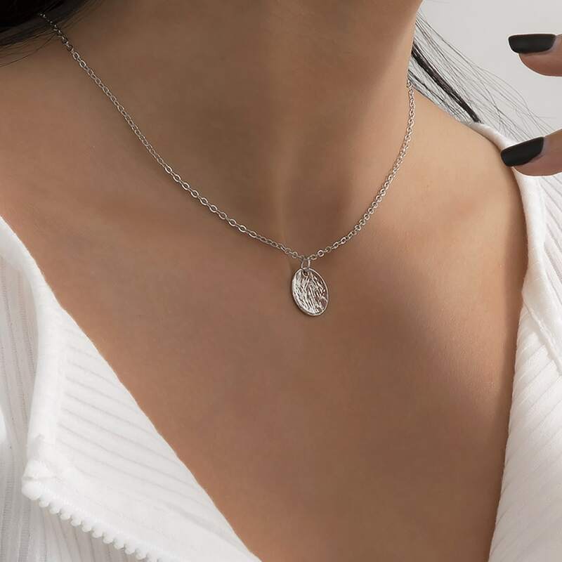 

Coin Pendant Necklace, Silver