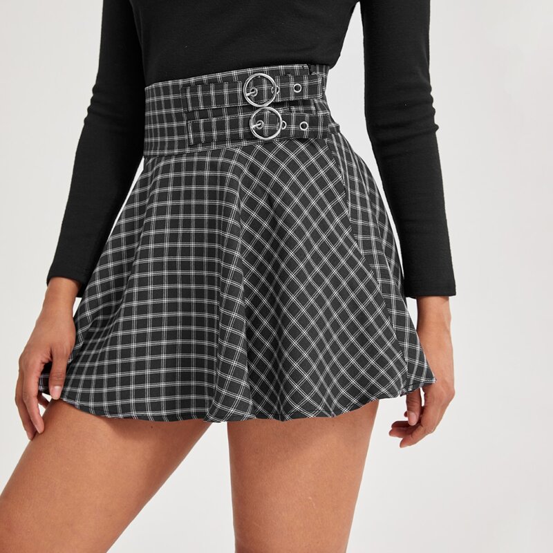 

Buckle Plaid Flared Skirt, Black and white