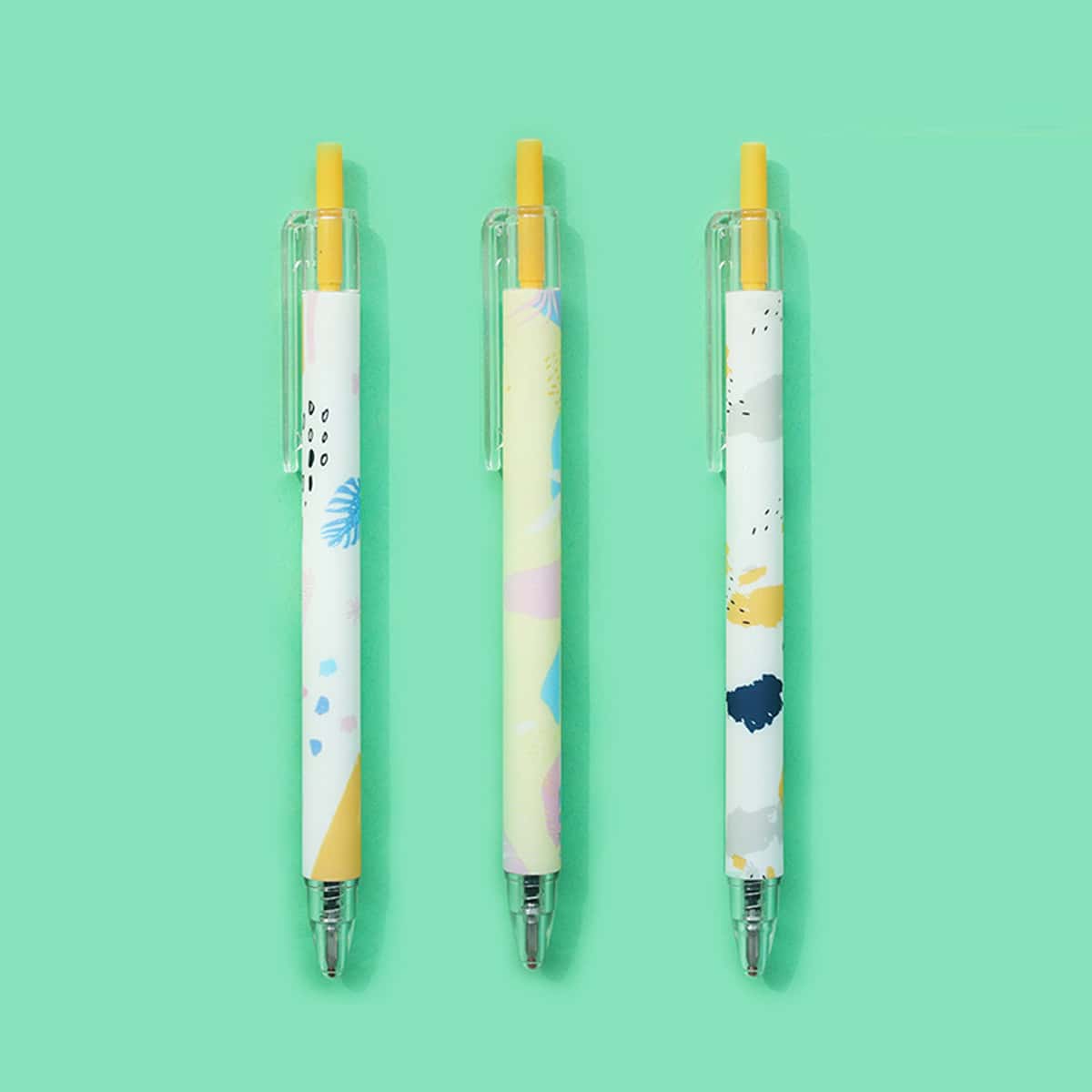 

1pc Random Cartoon Press Gel Pen, Multicolor