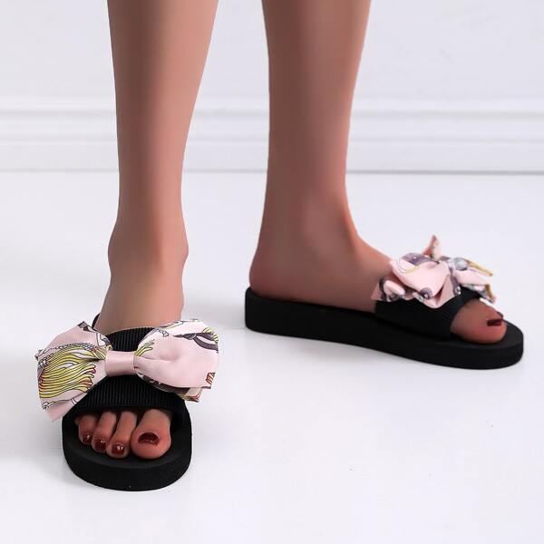 

Graphic Bow Decor Slides, Pink