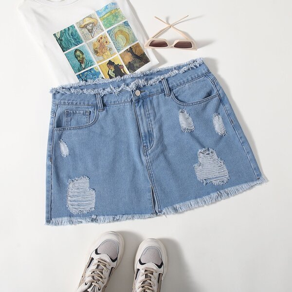 

Plus Raw Hem Ripped Denim Skirt, Light wash