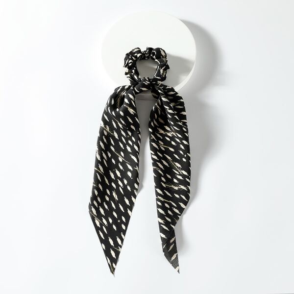 

Graphic Scrunchie Scarf, Black