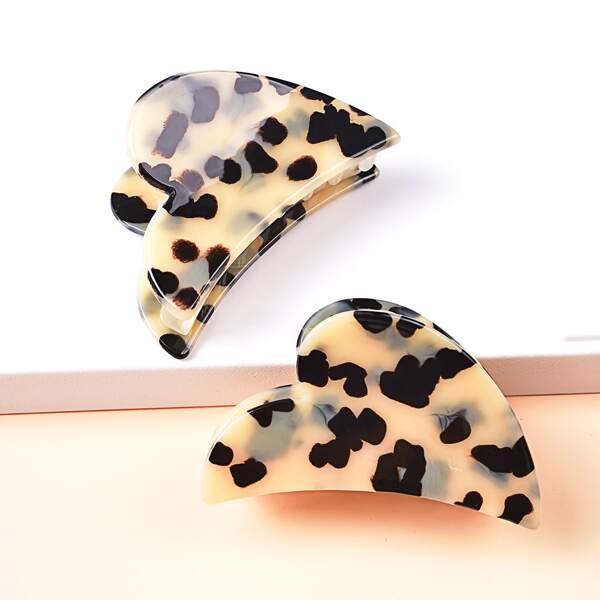 

2pcs Acrylic Heart Design Hair Claw, Multicolor