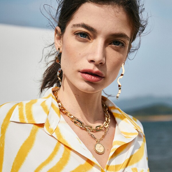 

Round Charm Chain Necklace, Gold