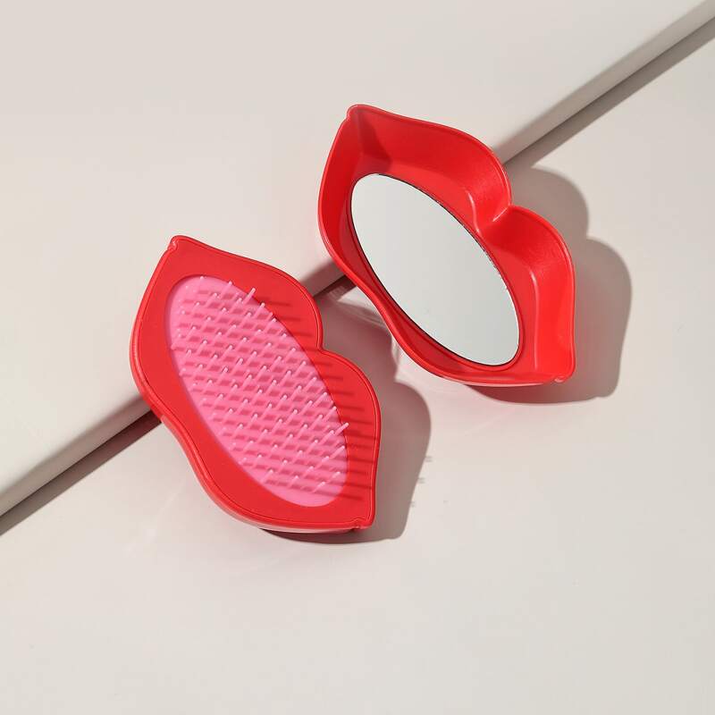 

Red Lip Design Hair Brush