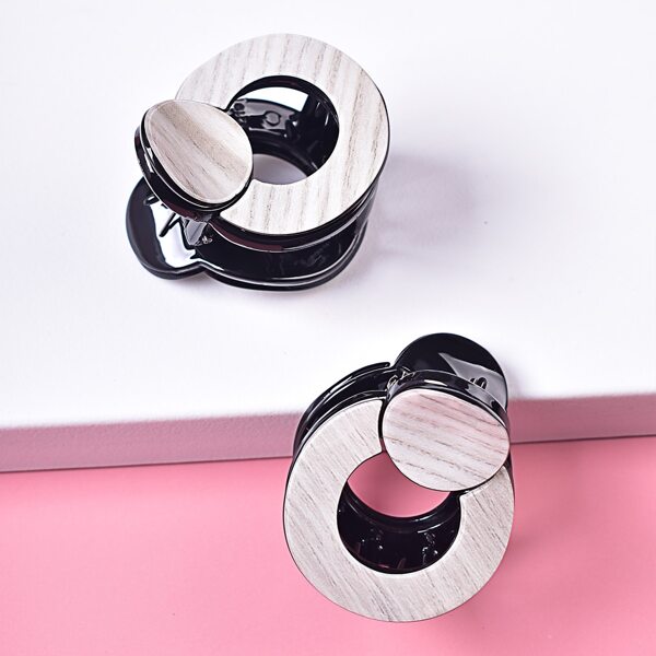 

2pcs Hollow Out Round Hair Claw, Multicolor