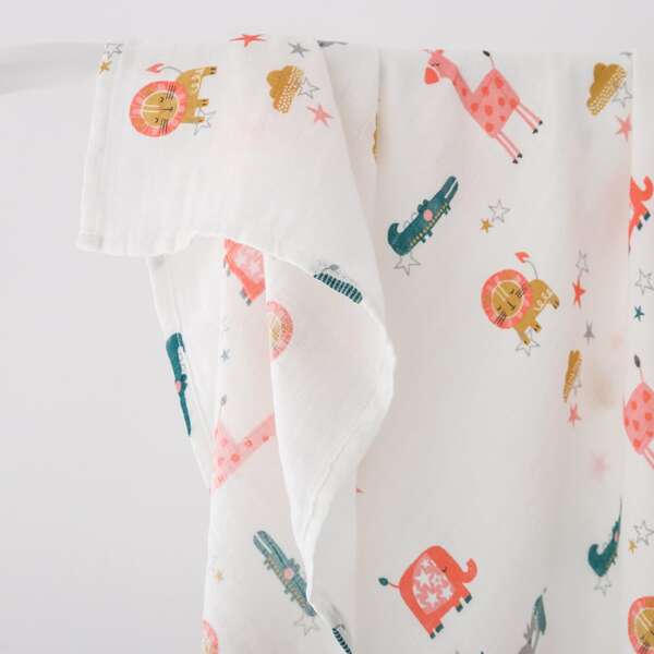 

Baby Unisex All Over Cartoon Graphic Towel, White