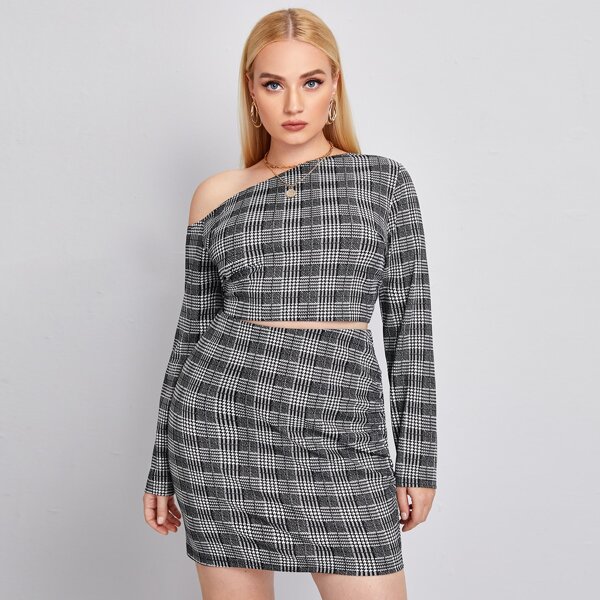 

Plus Houndstooth & Tartan Top & Bodycon Skirt, Grey