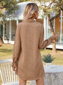 Vestido camisa con estampado sin cinturón - Caqui - Ver 2