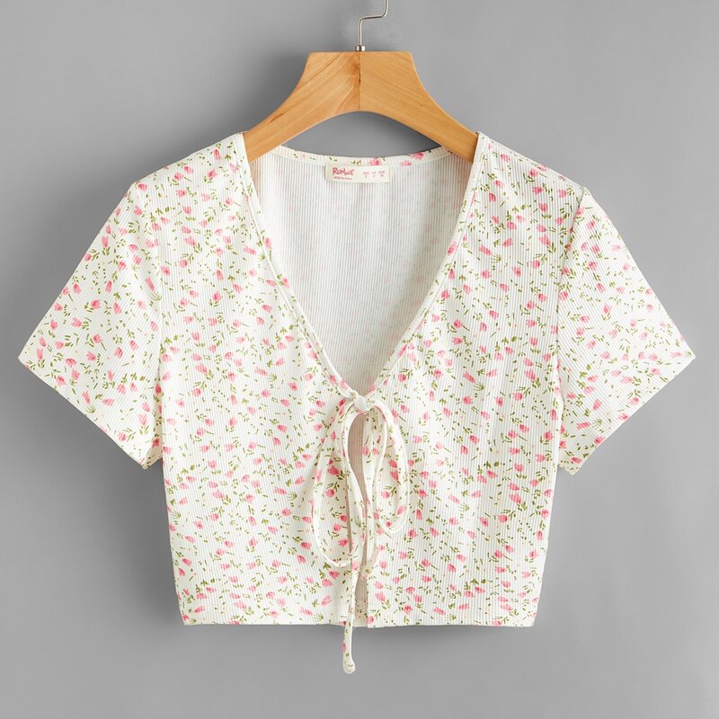 

Tie Front Ditsy Floral Crop Top, Multicolor