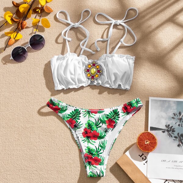 

Tropical Lettuce Trim Gemstone Decor Bikini Swimsuit, Multicolor
