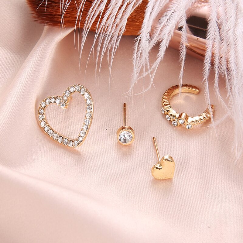 

4pcs Rhinestone Heart Earring Set, Gold