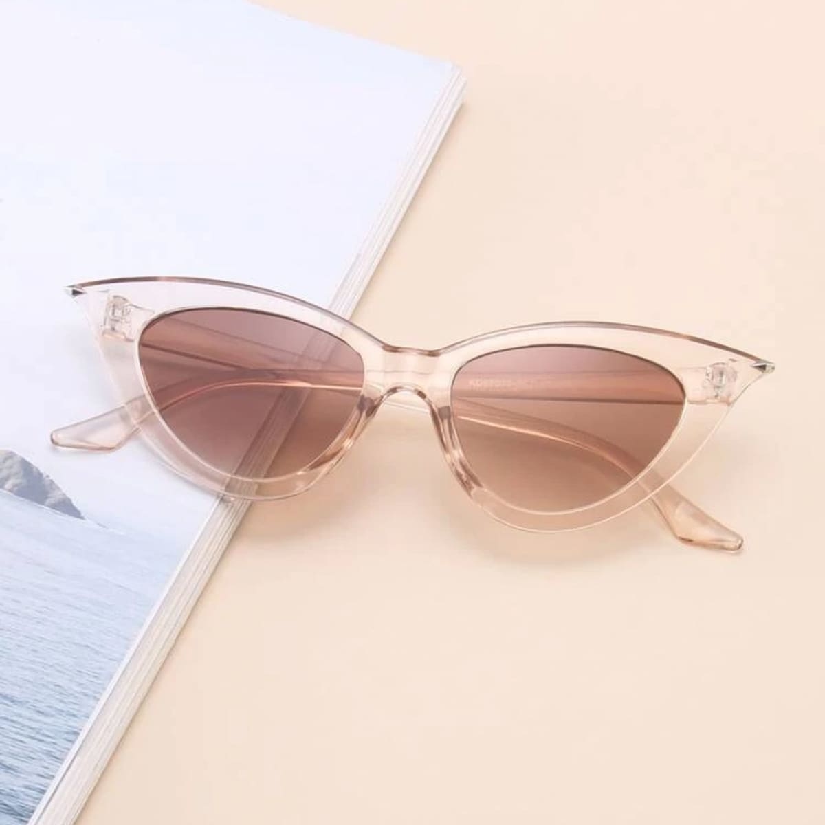 

Cat Eye Sunglasses