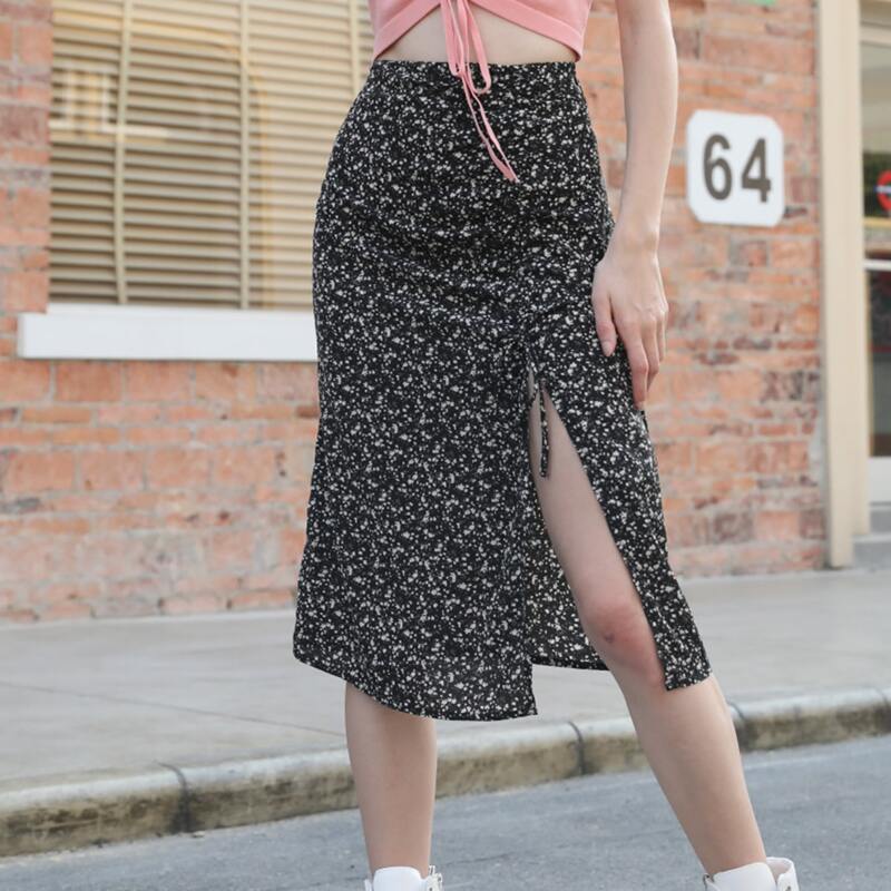 

Ditsy Floral Split Skirt, Black