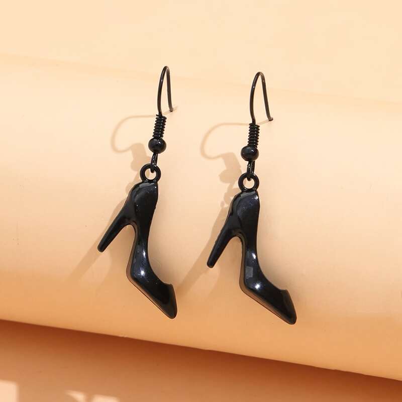 

Mini Pumps Drop Earrings, Black