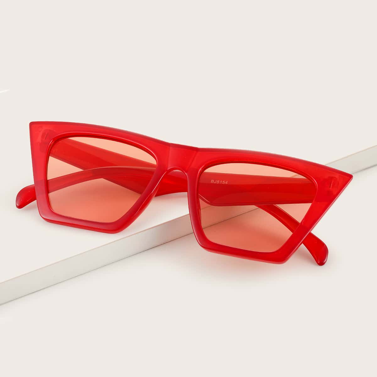 

Cat Eye Sunglasses