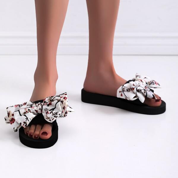 

Floral Graphic Bow Decor Slides, White