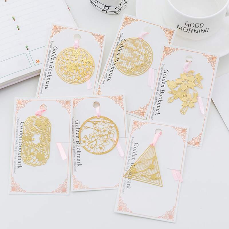 

4pcs Random Metal Bookmark, Gold