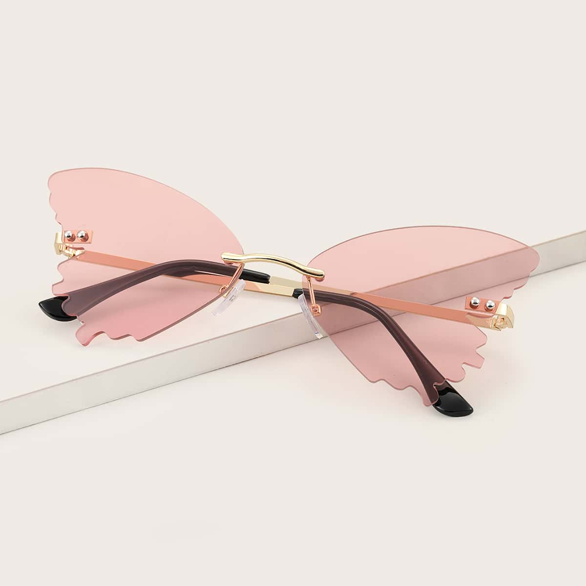 

Rimless Butterfly Frame Sunglasses