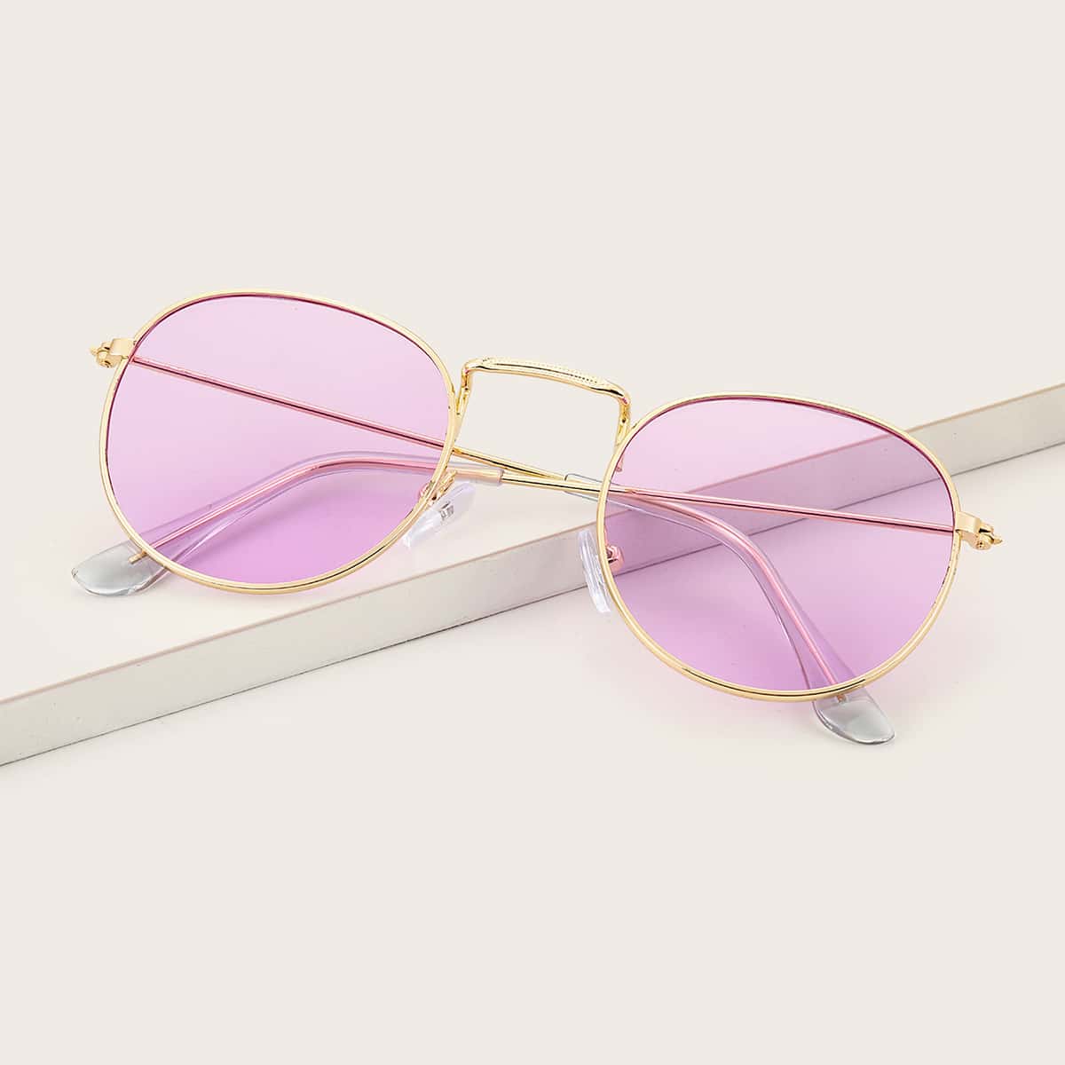 

Metal Round Frame Sunglasses