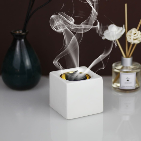 

Minimalist Candle Holder, White