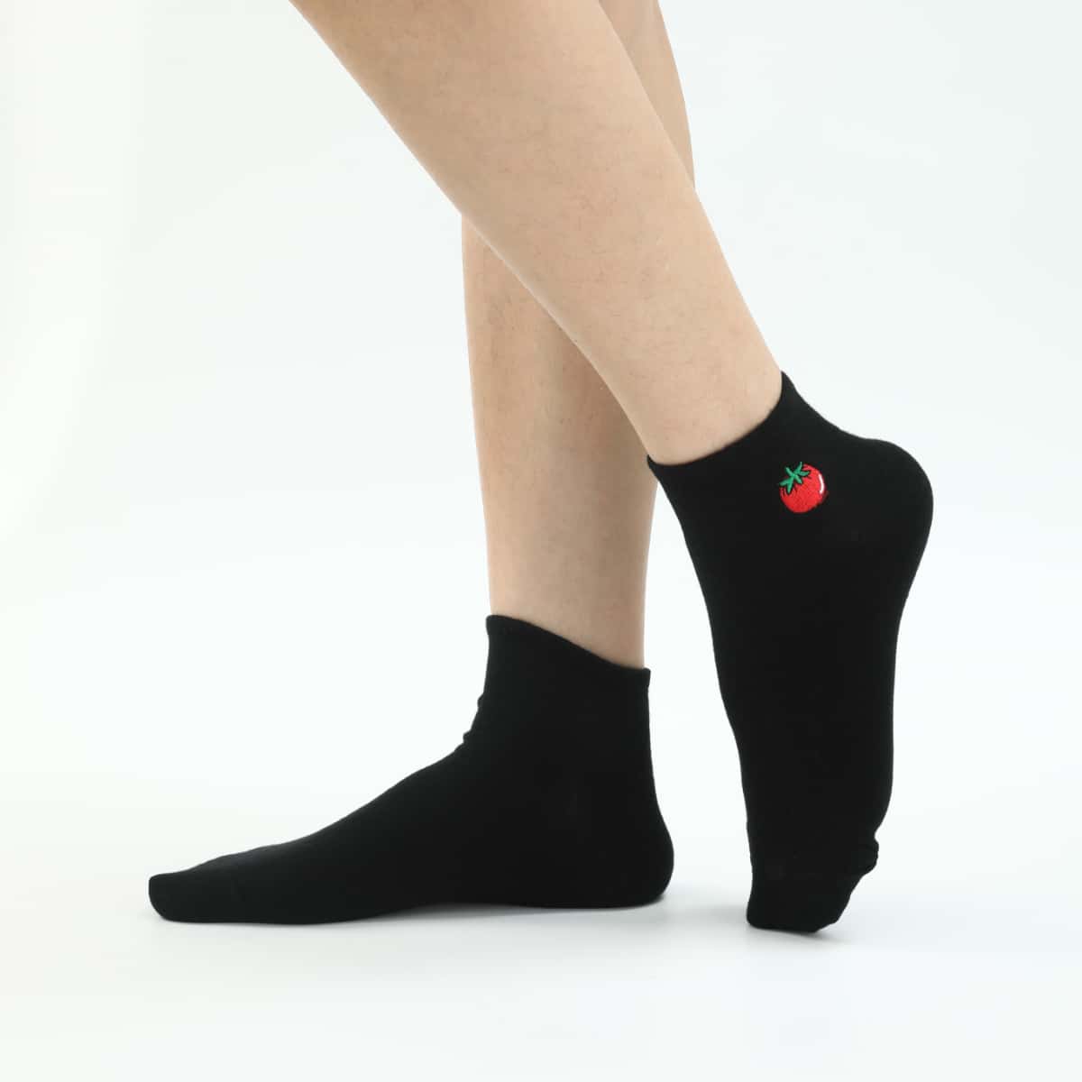 

1pair Tomato Pattern Ankle Socks, Black