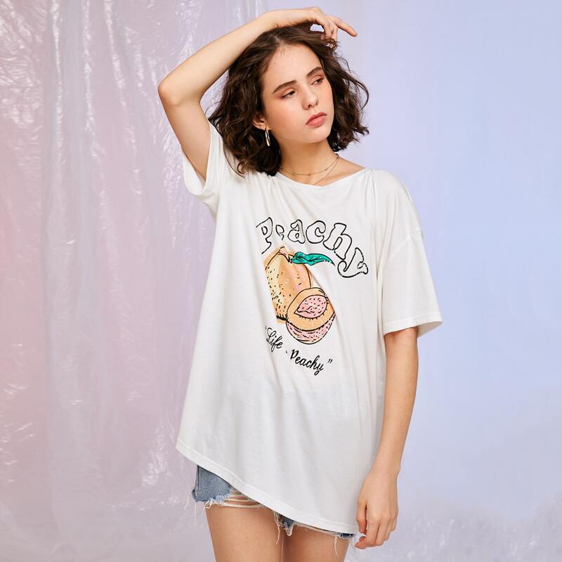 

Letter Peach Graphic Oversized Tee, White